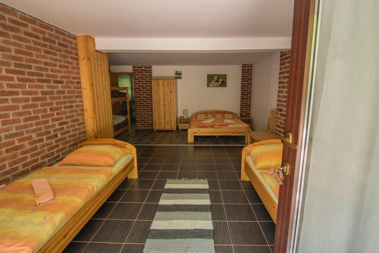 Kisrakos Orsegi Patakparti Alpaka Panzio Bed & Breakfast エクステリア 写真